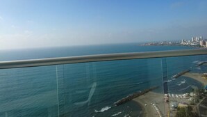 Unclassified image, 3 of 24, button - Palmetto Eliptic La Playas Bocagrande (Cartagena)