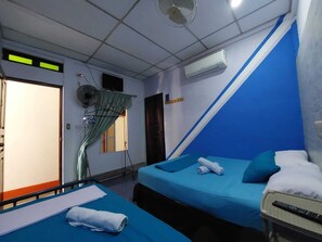 Soundproofing, free WiFi, bed sheets - Hostal Ruinas de San Sebastian - Hostel (León)