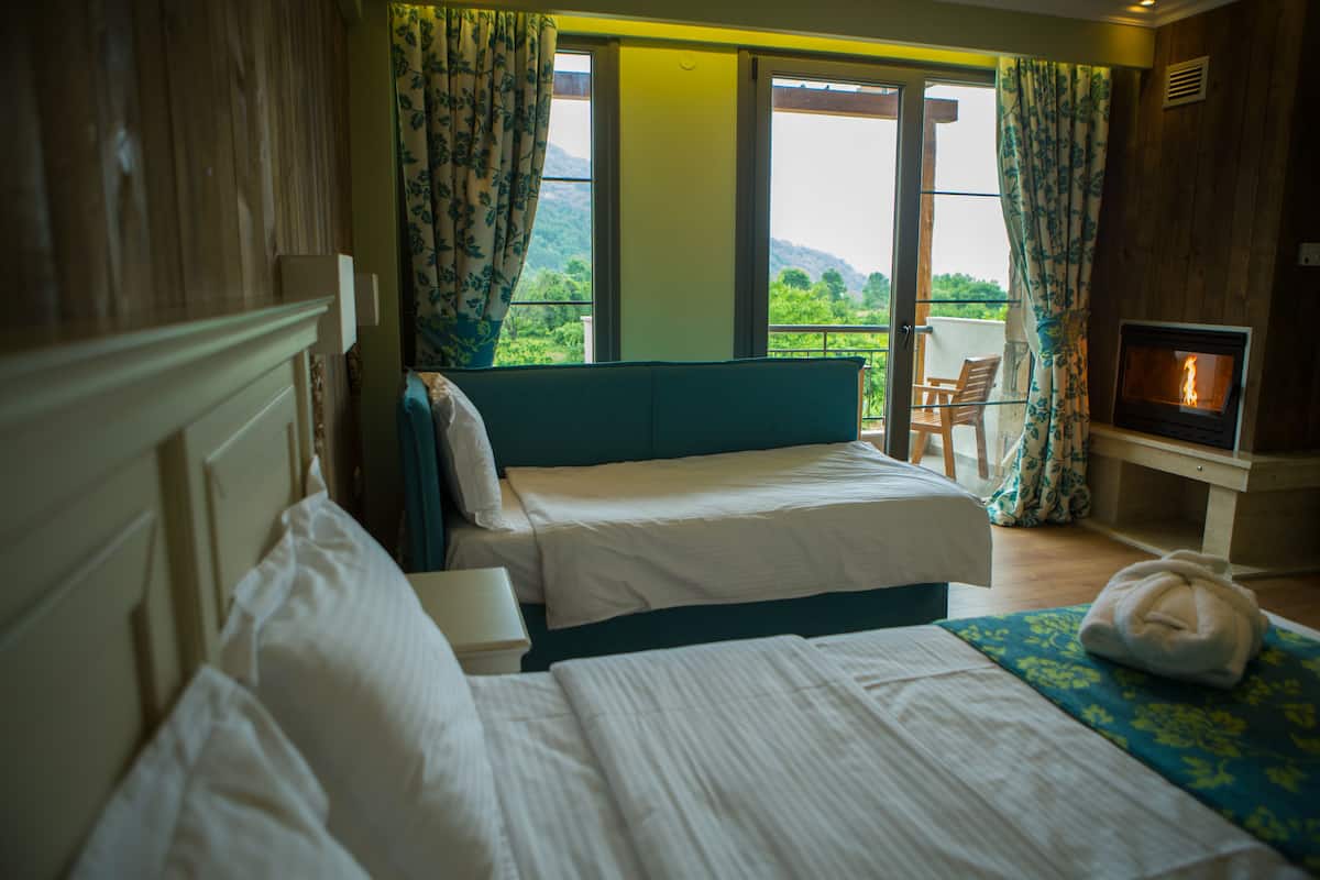 triple room | in-room safe, desk, blackout curtains, soundproofing