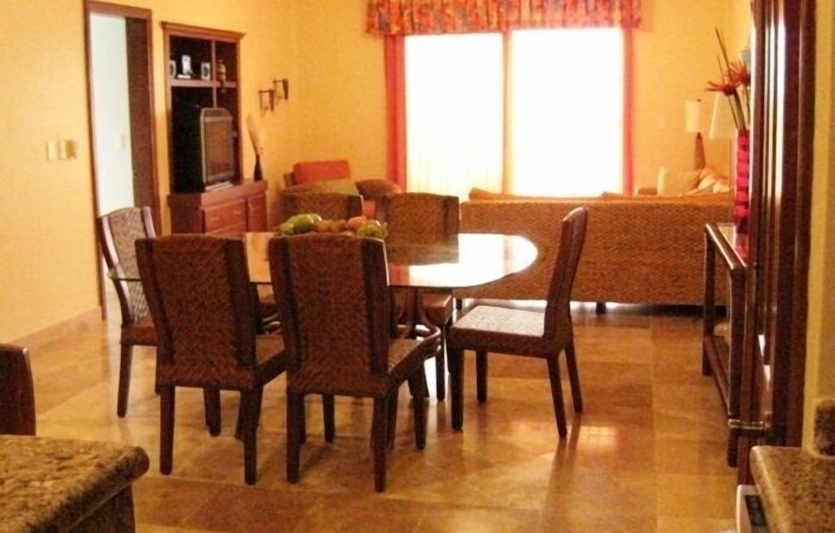 Familieleilighet, 2 soverom, havutsikt | Spiseområde på rommet