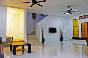 Khu tiếp khách ở sảnh