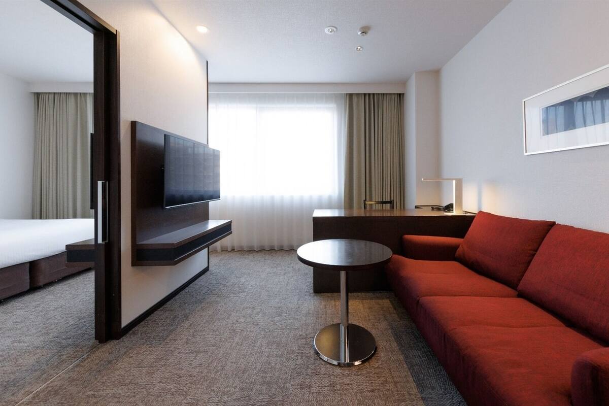 north wing deluxe double for 1~2 adults, non smoking | 1 bedroom, desk, free wifi, bed sheets