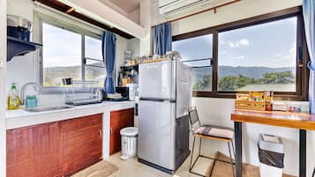 In-room safe, desk, laptop workspace, blackout curtains