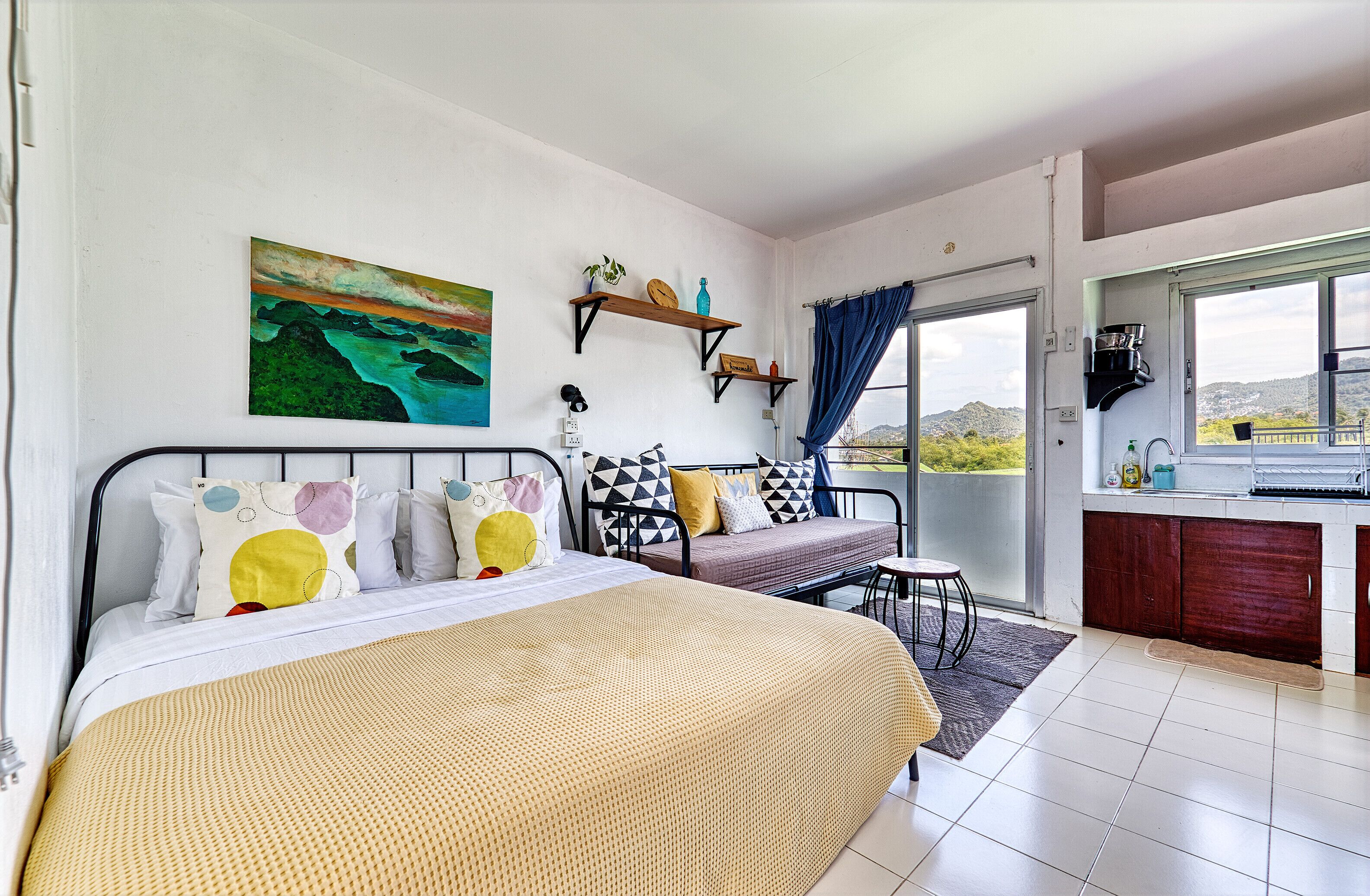 Studio Apartment 308 | In-room safe, desk, laptop workspace, blackout drapes