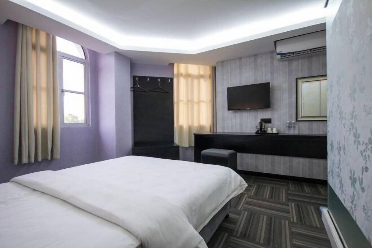 1 chambre, fer et planche Ă repasser, Wi-Fi gratuit, draps fournis