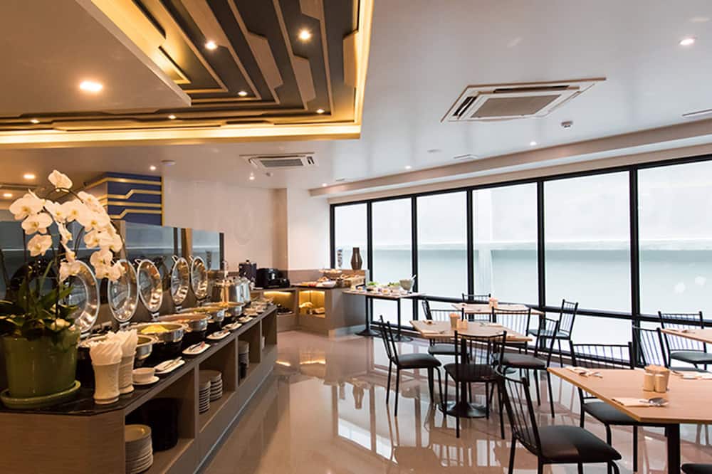 Tarawish Hotel