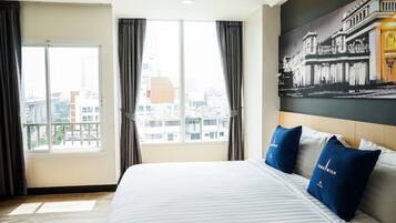 Junior Suite, 2 Bedrooms, City View | View from room