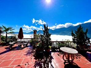 Breakfast, lunch, dinner served; local and international cuisine  - Cat Cat View (Sa Pa)