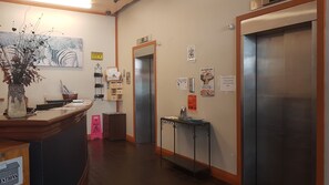 Reception - Wild Zebra Backpackers (Wellington)