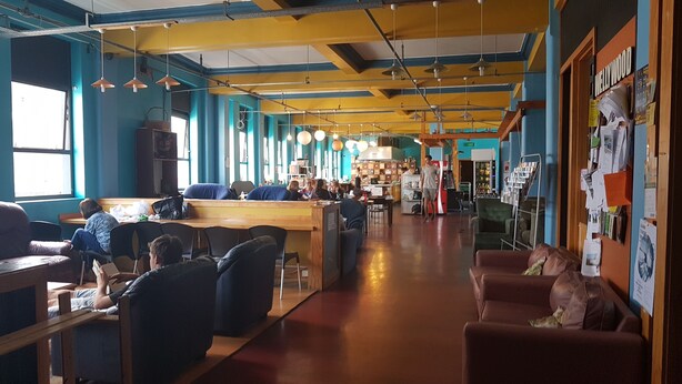 Dining - Wild Zebra Backpackers (Wellington)