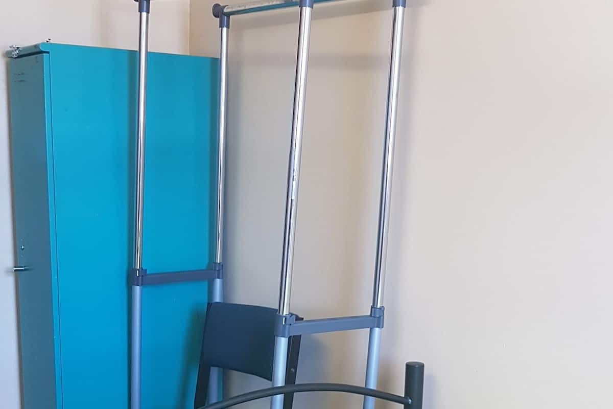 Habitación individual, baño compartido | Wifi gratis y ropa de cama