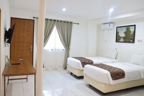 Premium Double or Twin Room | Terrace/patio - Netral Hotel (Jombang)