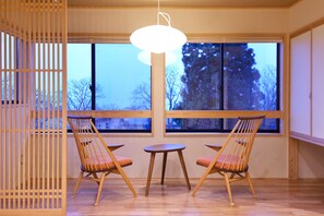 客房 (Japanese-style, 10 tatami mats) | 客房内保险箱、特色家居、免费 WiFi、床单