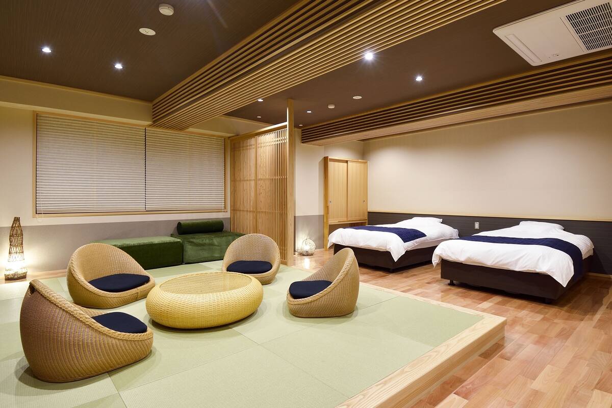 Japanese-Western style room with 12 tatami mats | In-room safe, WiFi (free), individually furnished, bed sheets