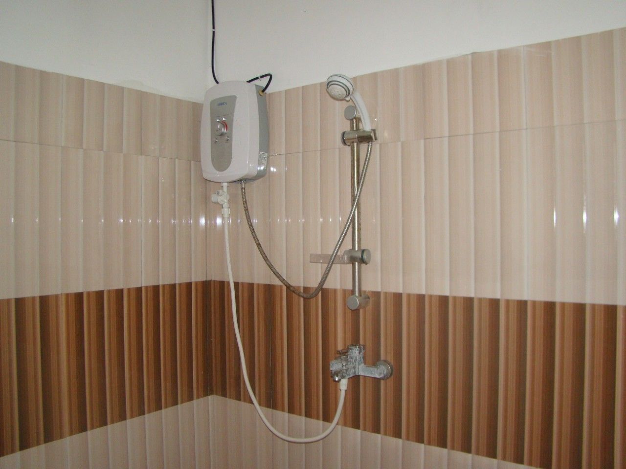 Bathroom shower