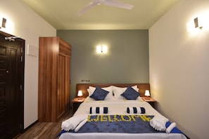 Superior Double Room, Private Bathroom, Garden Area | Premium bedding, minibar, in-room safe, desk
