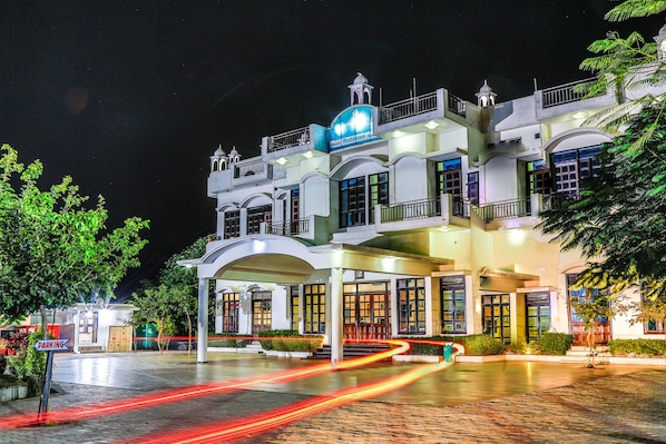 Front of property – evening/night
