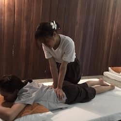 Couples treatment room(s), sauna, aromatherapy, deep-tissue massages