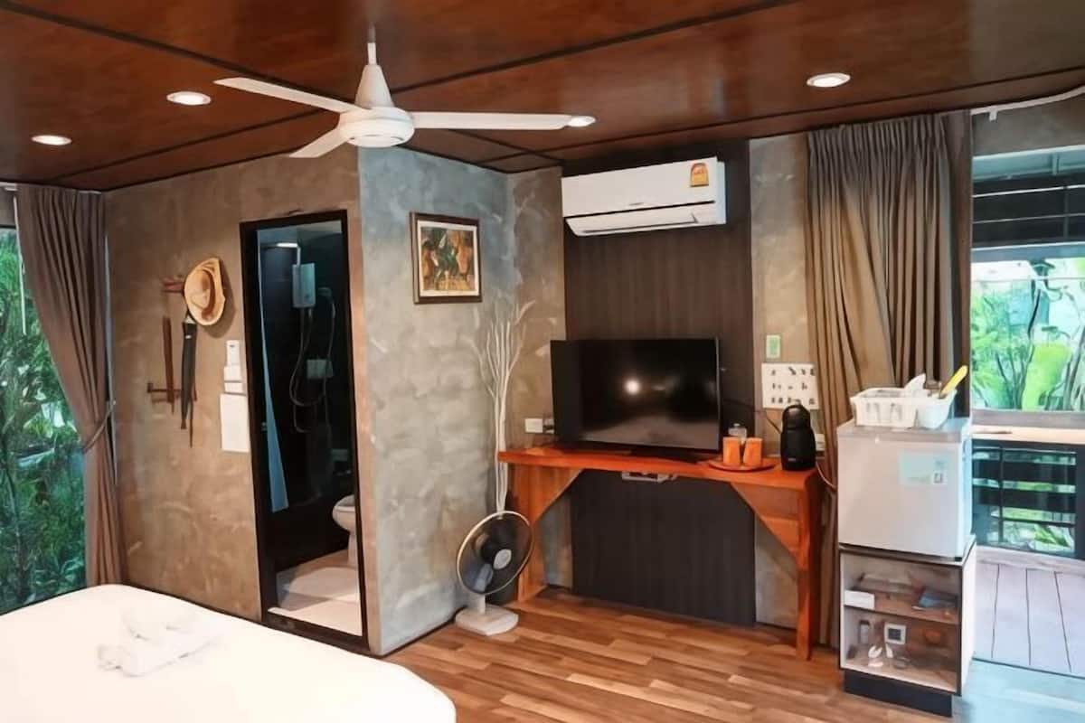 Decoración personalizada, muebles diferentes y wifi gratis