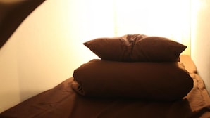 WiFi (free), bed sheets - BASE INN TABATA - Hostel (Tokyo)
