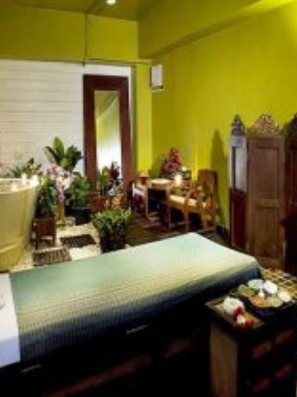 Hot tub, body treatments, aromatherapy, Swedish massages, Thai massages