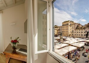 全景公寓, 1 間臥室, 附屬建築 (4 pax) | 起居區 | 平面電視