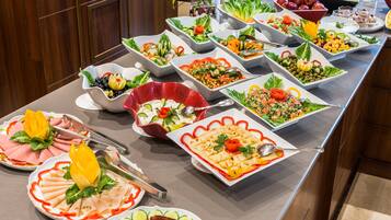 Daily buffet breakfast (SAR 60 per person)