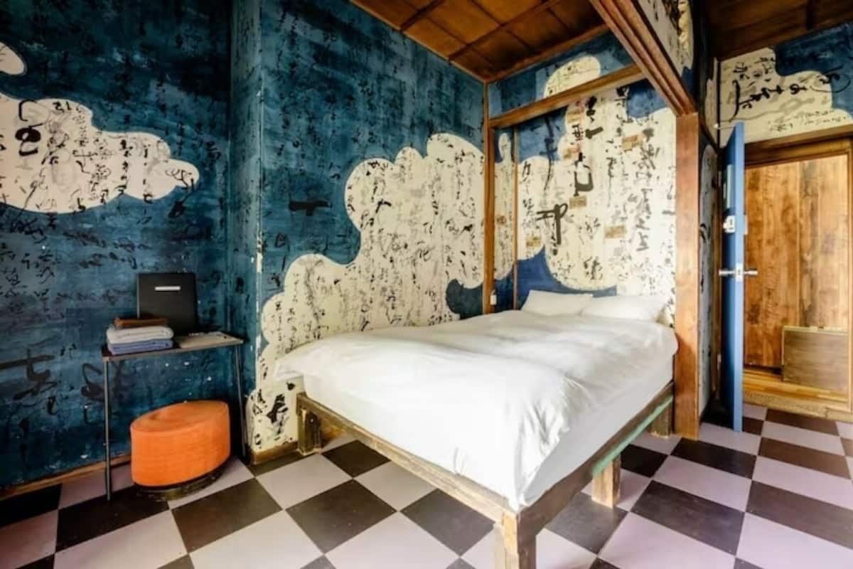 Chambre Double, salle de bains commune (Moon)