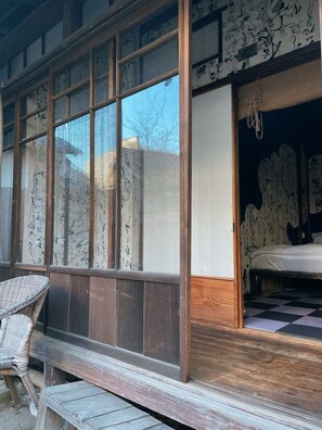 Chambre double, salle de bains commune (Moon) | Accès au Wi-Fi (inclus), literie fournie