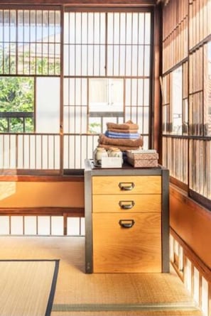 Habitació quàdruple tradicional, bany compartit (Superior, Japanese Style, Rainbow) | 1 dormitori, wifi gratuïta i roba de llit