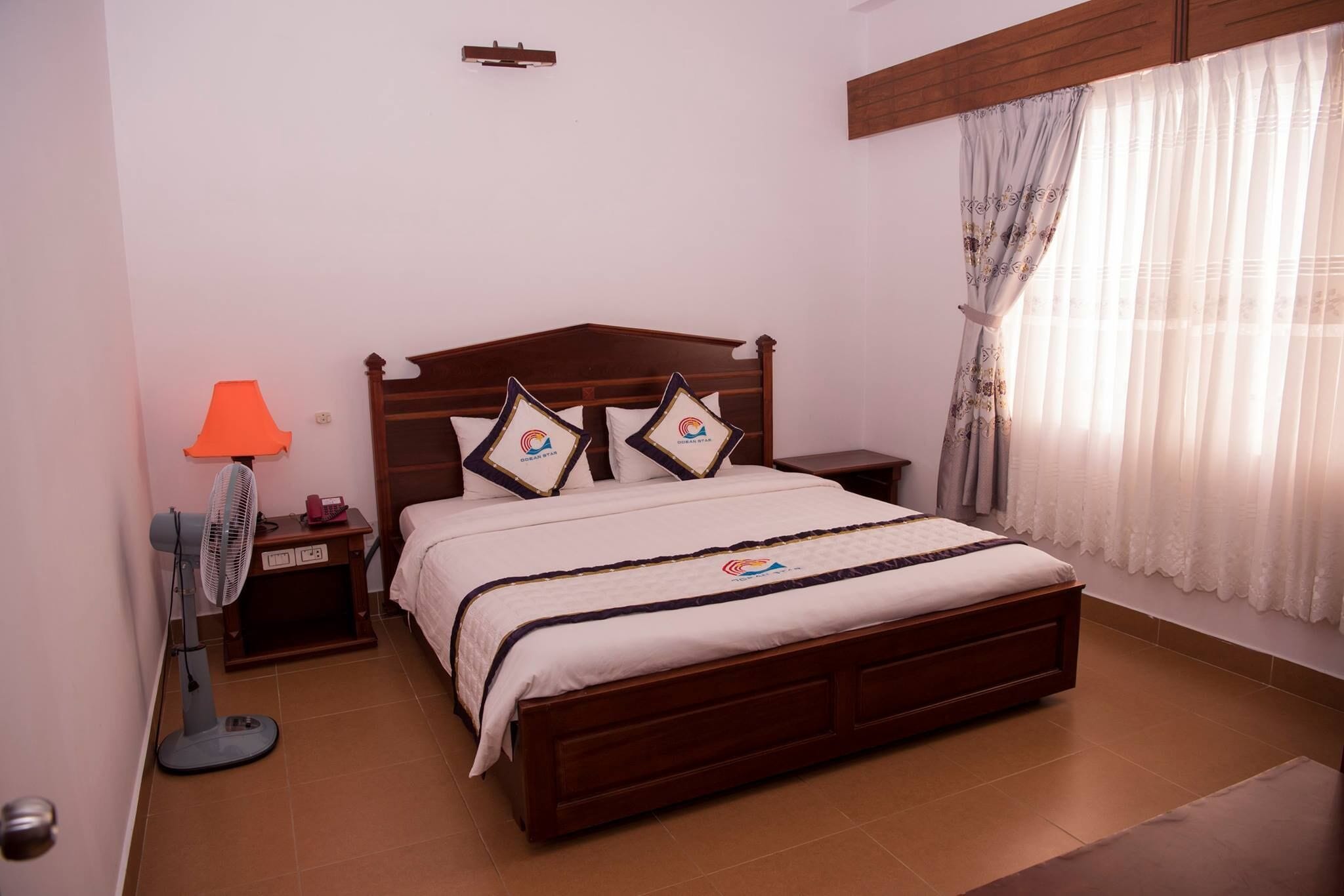 superior double room | minibar, in-room safe, desk, free wifi