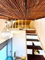 Comfort Room | Individually decorated, individually furnished, free WiFi, bed sheets