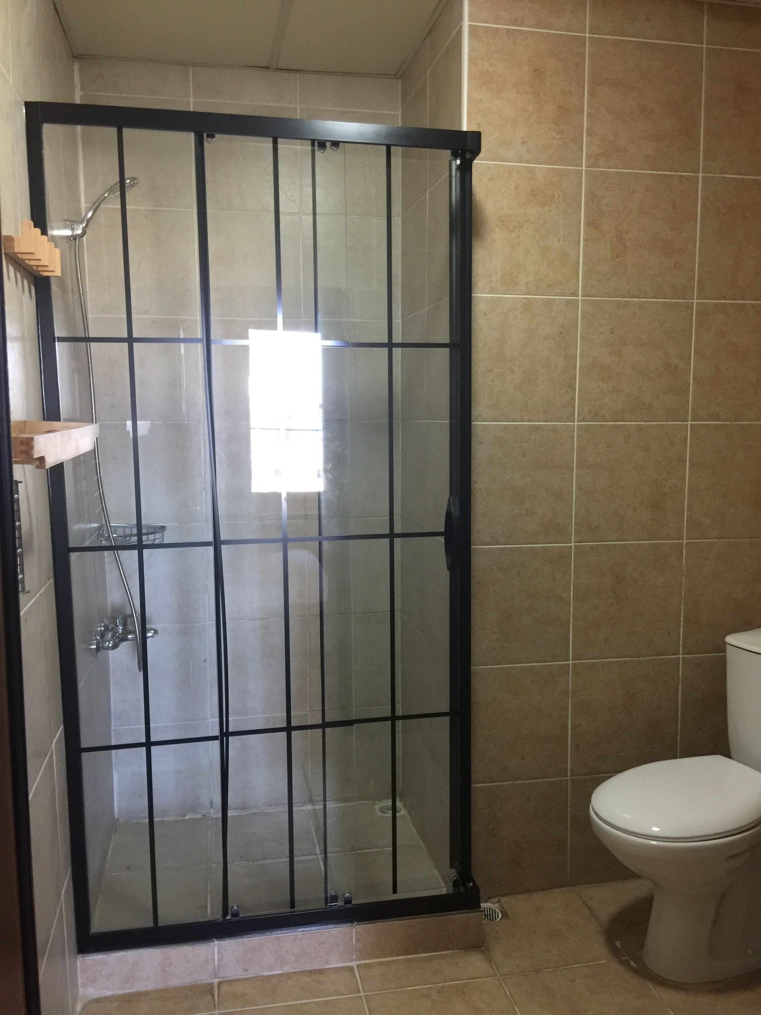 suite, sea view | bathroom shower