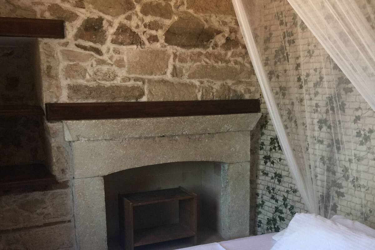 Junior Studio, Garden View | Premium bedding, in-room safe, desk, free WiFi