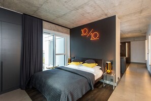 Apartament Deluxe | Roba de llit d'alta qualitat i decoració individual 