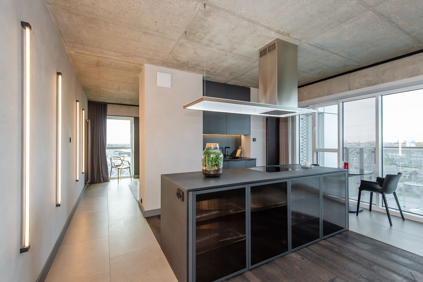 International Fair VII | Living room