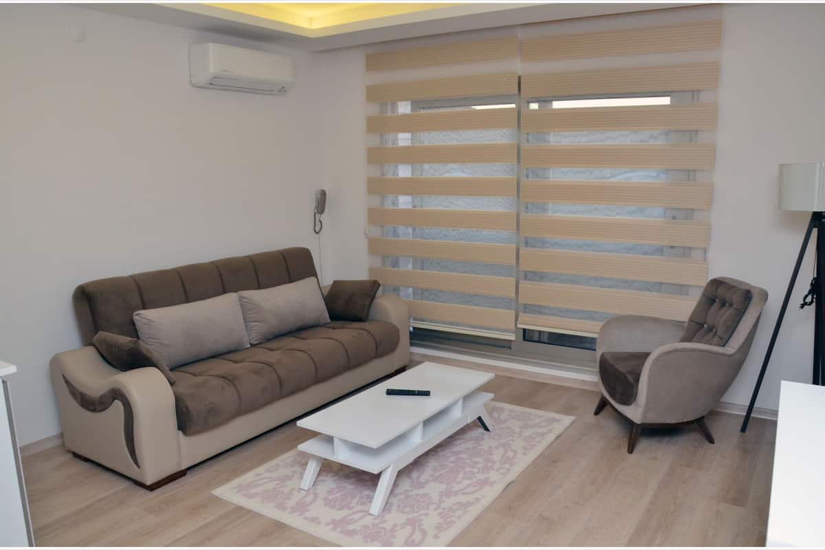 1 bedroom, minibar, desk, soundproofing