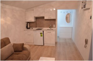 Private kitchen - Sigacik Marina Apart (Seferihisar)
