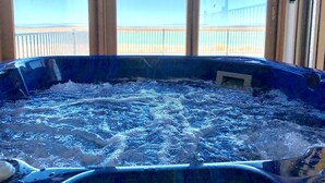 室內 Spa 池