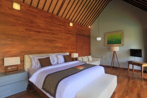 Superior Villa, 1 Bedroom, Private Pool | Premium bedding, desk, iron/ironing board, free WiFi