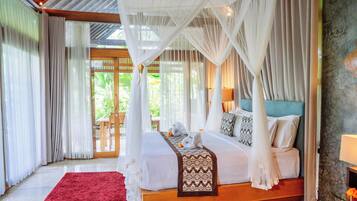 Vila luxo, 1 cama Queen, piscina particular | Vista do quarto