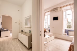 Apartamento superluxo, 2 quartos, vista para a cidade | 2 quartos, roupas de cama premium, quartos à prova de som