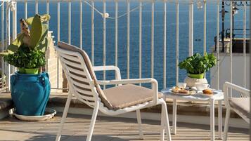 Rooftop terrace
