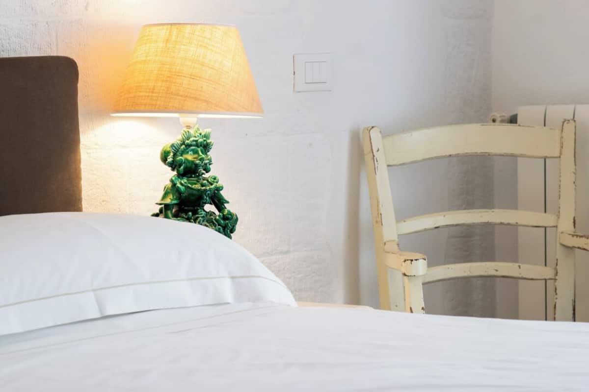 Suite – junior, terrasse | Sengetøy av topp kvalitet, skrivebord og wi-fi (inkludert)