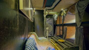 Shared Dormitory, Mixed Dorm