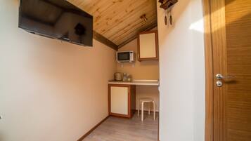 Premium Double or Twin Room | Private kitchenette