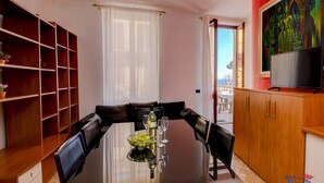 Comfort Apartment, Lake View | Living area | TV