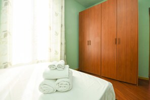 Departamento Confort, vista al lago | Wifi gratis y ropa de cama 