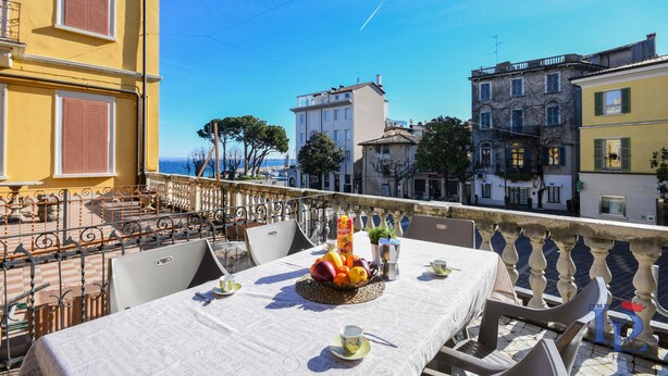 Comfort Apartment, Lake View | Terrace/patio