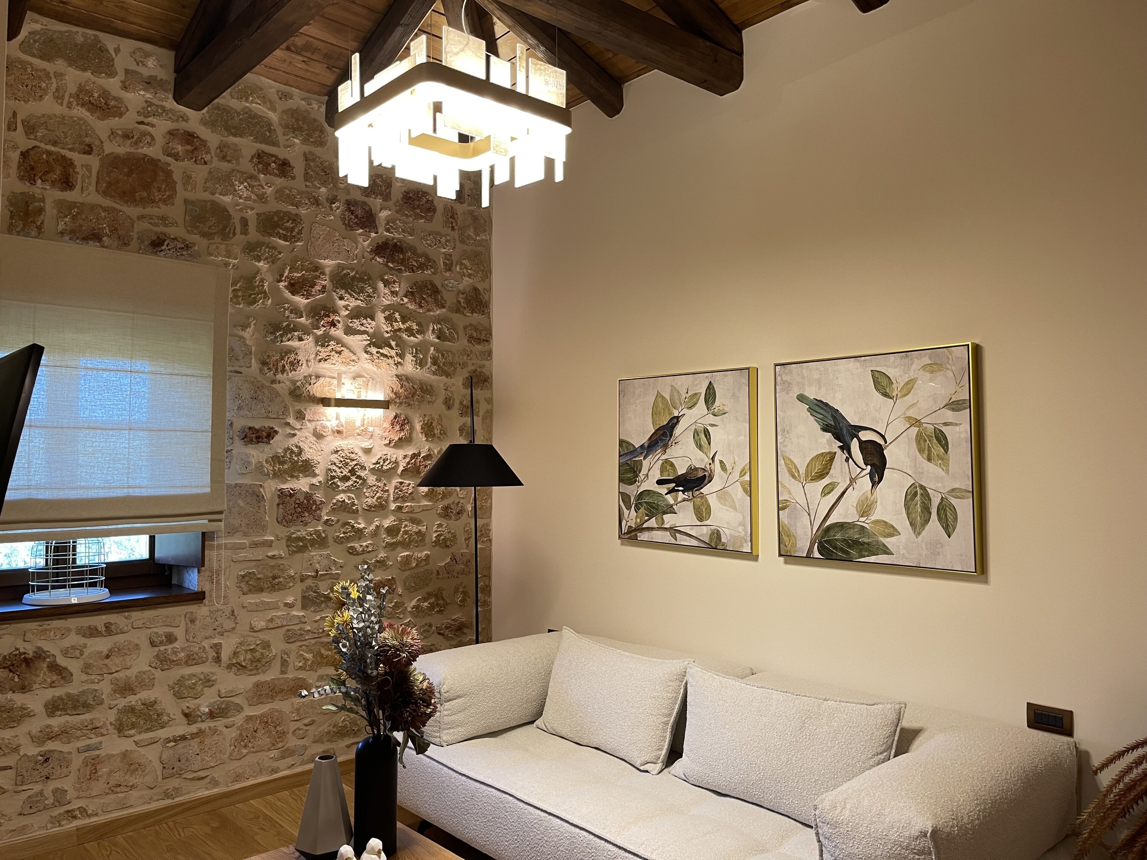 executive suite | living area | flat-screen tv